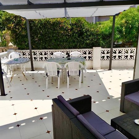 Adosado De 140M2 Con Terraza A 50 M De La Playa Villa Denia Luaran gambar