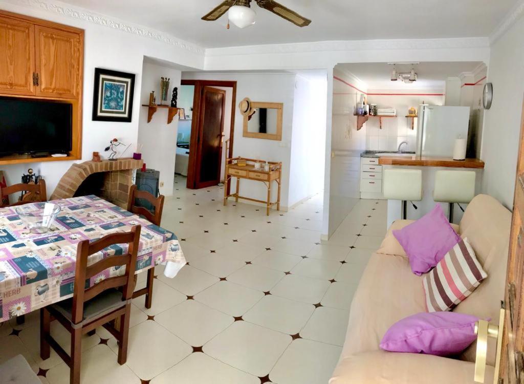Adosado De 140M2 Con Terraza A 50 M De La Playa Villa Denia Luaran gambar