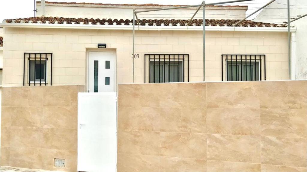 Adosado De 140M2 Con Terraza A 50 M De La Playa Villa Denia Luaran gambar